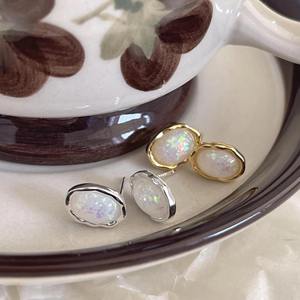 ต่างหูแฟชั่นรูปวงรีแบบไม่สม่ำเสมอของผู้หญิงหรูหรากระดุมเงินสเตอร์ลิงต่างหูพลอยไม่ก่อให้เกิดอาการแพ้ - Product Image 3