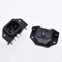 Conector de Panel de Alta Calidad IEC C14, 10A 250V CA, 3 Salidas, Tipo Tornillo, para Montaje en Chasis con Orificio de Fijación