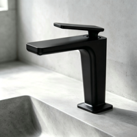 Keran Wastafel Modern Persegi Warna Hitam Matte, Badan Kuningan Gagang Paduan Seng, Pemasangan di Atas Meja, Keran Air Panas Dingin untuk Kamar Mandi
