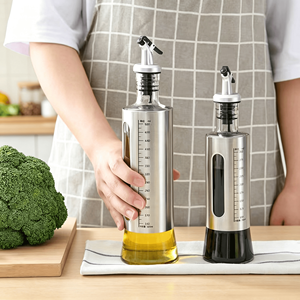 Bouteille en verre en acier inoxydable avec <span class=keywords><strong>bec</strong></span> verseur automatique 200ml 300ml 500ml pour huile d'olive, sauce soja, vinaigre avec échelle de mesure - Product Image 3