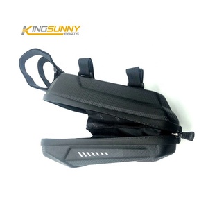 <span class=keywords><strong>WILD</strong></span> <span class=keywords><strong>MAN</strong></span> 2L Sac de rangement étanche pour Xiaomi M365 ES Max G30 Accessoire de remplacement pour scooter électrique Sac de transport facile - Product Image 3