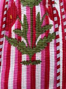 Bolso de Mano Acolchado de Algodón, Diseño Artesanal con Estampado de Bloques, Costuras Finas, para Viajes y Compras - Product Image 2