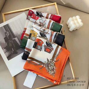 Fazzoletto Quadrato Piccolo Carriage 70x70Cm 38G, Sciarpa alla Moda per Donna, Accessorio - Product Image 1