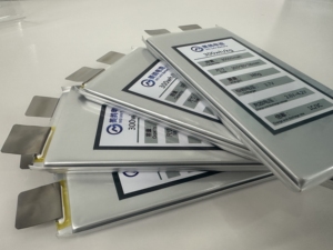 Baterías de Estado Sólido de Alta Densidad para Vehículos Aéreos no Tripulados, Celda Única, 300 Wh/kg, 30000 mAh, 3.7 V, 10C - Product Image 6