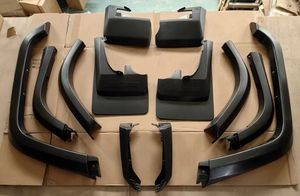 Modèles noirs à quatre portes moulure de passage de roue de garde-boue de sourcils de roue pour Land Cruiser FJ76 LC76 - Product Image 6