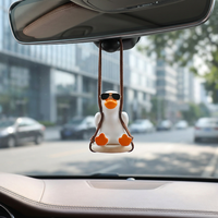 Pendentif de voiture Canard Balançoire Mignon de Dessin Animé, Désodorisant Amusant pour Rétroviseur de Voiture, Modèles Variés