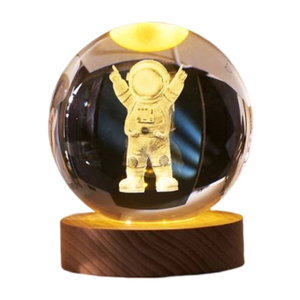 Neues 60mm Glas-Solarsystem Planet Mond Sphäre 3D Lasergravur Kristallkugel mit Holz-LED-Licht Nachtlampe