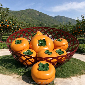 Q080 Sculpture personnalisée en PRV en forme de panier de kakis, décoration paysagère extérieure pour terres agricoles, statue artistique de fruits et légumes - Product Image 1