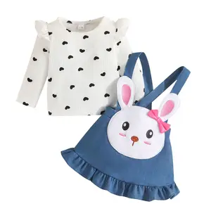 婴儿爱心印花长袖兔子袖带和背带裙套装