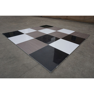 พื้นไม้เต้นรำแบบพกพาสีดำขาวสำหรับงานแต่งงาน ติดตั้งง่าย - Product Image 1
