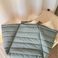Sac fourre-tout grande capacité pour femme, sacoche d'ordinateur en nylon imperméable avec chaînes, idéal pour les voyages, le shopping et l'usage quotidien estival