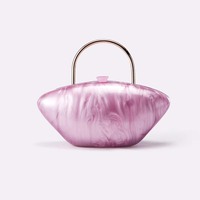 Sac à main classique pour femme en acrylique, forme trapèze, avec fermeture magnétique, pour dîner, mariage, couleur coquillage, en polyester, pour tous les jours