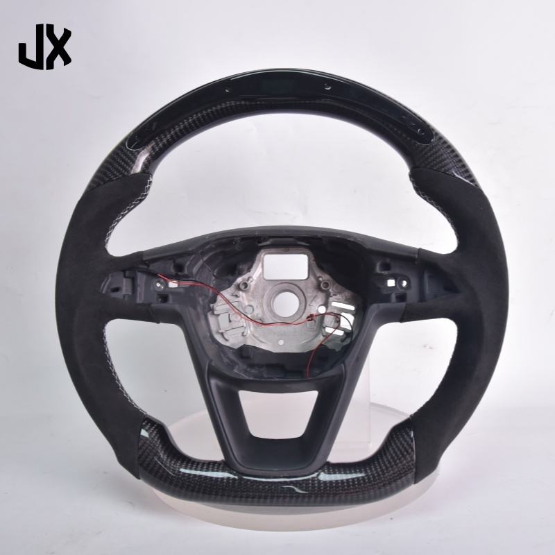 Fibra de carbono + LED