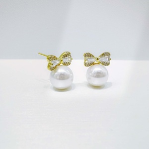 Boucles d'oreilles clous papillon en argent sterling 925 plaqué or 18 carats, zircon taille marquise, pour femme, mignonnes, pour l'été, usage quotidien - Product Image 5