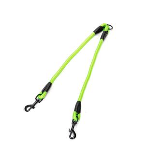 Correa doble para perros, resistente, ajustable y ergonómica, ideal para paseos con múltiples mascotas o entrenamiento. - Product Image 1