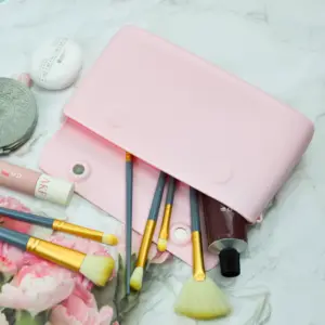 Grosir kustom tas Makeup mewah untuk wanita kapasitas besar silikon tahan air perjalanan ritsleting tas kosmetik kasus tas magnetik