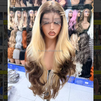Perruque synthétique Lace Front 13x4 de 32 pouces, ondulée, avec dentelle transparente, sans colle, base en soie, ligne de cheveux naturelle, résistante à la chaleur