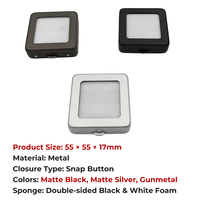 Boîte carrée en métal de 55x55x17mm avec bouton-pression pour exposition de pierres précieuses