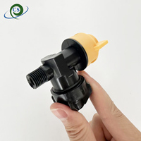 Buse durable pour les exploitations laitières 180 ° /360 °   Système de nettoyage des buses de refroidissement 1/4" PP anti-goutte à connexion rapide pour pulvérisation en élevage