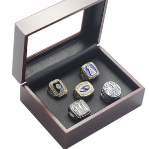 Ensemble de bagues de champion du Super Bowl des <span class=keywords><strong>New</strong></span> <span class=keywords><strong>York</strong></span> Giants 1986, 1990, 2007, 2011, serties de zircon, bijoux pour les fans de la NFL - Product Image 3