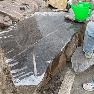 Grote natuurlijke Yooperlite ruwe steen, kristal, ruw mineraal, vlam-erts, helende eigenschappen, te koop - Product Image 1