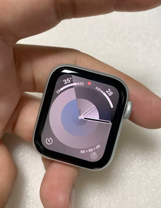 <span class=keywords><strong>Apple</strong></span> <span class=keywords><strong>Watch</strong></span> Series <span class=keywords><strong>4</strong></span> GPS รุ่นเดิม ขนาด 40 มม. ตัวเรือนอะลูมิเนียม มือสอง IWatch S4 วัดคลื่นไฟฟ้าหัวใจ (ECG)  ติดตามการออกกำลังกาย - Product Image 5