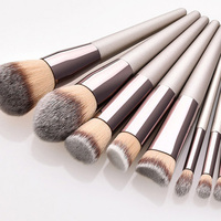 Échantillons gratuits Ensemble de pinceaux de maquillage 18 pièces Premium Synthétique Fond de teint Poudre Ombres à paupières Fard à joues Pinceaux de maquillage avec étui noir