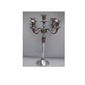 Jandaood J22904 Candelabre en aluminium argenté fait main, traditionnel, 5 bougies, design classique et élégant, pour mariage, dîner, fête formelle - Product Image 6