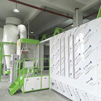 Cabine de peinture en poudre automatique contrôlée par PLC avec pistolets de pulvérisation à mouvement alternatif pour ligne de production de profilés en aluminium