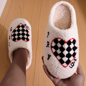 Pantuflas de Peluche con Suela de TPR para Mujer, Pantuflas de Casa para Mujer, las Más Populares, Venta al Por Mayor - Product Image 4
