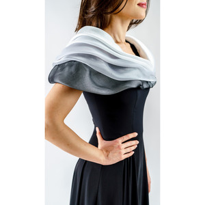 Elegancia Esculpida en Seda - Product Image 4