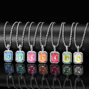 Colgante Hip Hop de Piedra Sólida Cuadrada Color Mocha Fluorescente, Chapado en Oro Personalizado con Engaste de Garras, Plata 925, Moissanita, Estilo Bling para Conciertos - Product Image 1