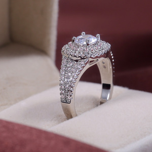 Anello da Donna con Micro Pavé di Zirconi Rosa, Gioiello per Matrimonio, Fidanzamento, Uso Quotidiano e Feste, Idea Regalo - Product Image 4