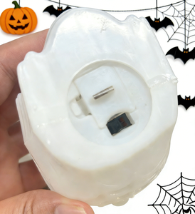 Lampe Crâne Lumineuse en PVC Blanc et Noir pour Halloween, Décoration Portable avec Deux Crânes, Veilleuse LED pour Décoration d'Halloween - Product Image 3