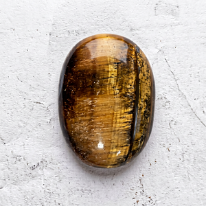 Pierre précieuse œil de tigre ovale polie pour la décoration et la collection - Product Image 4