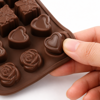 Moule en silicone 3 formes à démoulage facile pour chocolat, rose, cœur, boîte cadeau – Moule en silicone multi-usage pour bonbons, desserts, pâtisserie – Vente en gros