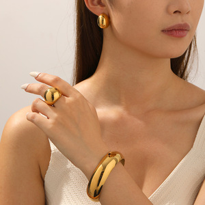 Stainless Steel <b>Bracelet</b> Ring Earrings <b>Set</b> Geometric Circular Design Unisex Fashion Jewelry - Product Image 2