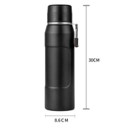 Bouteilles d'eau portables personnalisées Emerit 2026 de 1000 ml pour l'extérieur, en acier inoxydable 304 à double paroi, avec couvercle et poignée