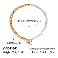 Collier ras du cou tendance en acier inoxydable plaqué or 18 carats PVD, demi-perles d'eau douce et demi-chaîne cubaine