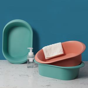 Lavabo de pie rectangular de color personalizado Material plástico de calidad con asa para uso en baño y cocina Hecho a mano por MONR - Product Image 2