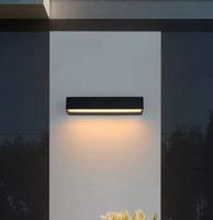 Mur extérieur en aluminium de LED moulé sous pression vers le haut et vers le bas