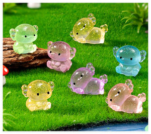 動物の置物 ラブリーで可愛い海のテーマ ミニチュアタイニーレジンデコレーション 夜光イルカ クジラ タコ アホロートル 魚 サメ - Product Image 6