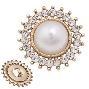 Nhà Máy Bán Buôn Hợp Kim Kẽm Mẹ của Ngọc Trai Thông Tư May Nút Kim Loại Bạc Rhinestone Nút Cho Quần Áo - Product Image 5