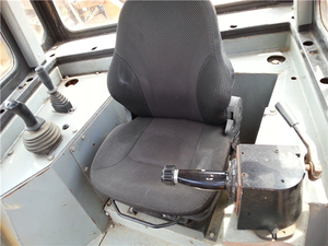 Bulldozer sur chenilles Caterpillar D8R d'occasion 2023, moteur 90 CV, capacité de bêchage 8,6 m, roulement haute performance japonais, 1 an, 25000 KG - Product Image 6