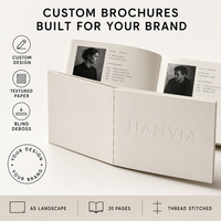 Brochure d'artiste A5 paysage, reliure filigrane, typographie minimaliste, pour guide d'ouverture de galerie d'art sur mesure