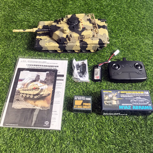 VENTE FLASH Henglong 3816 Delin Tank télécommandé américain 6 canaux, échelle 1:24, portée extérieure de 30 m, effet de fumée et de son, 2.4G - Product Image 1