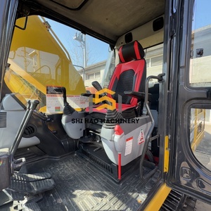 รถขุดตีนตะขาบ Komatsu PC200-8 มือสอง สภาพเหมือนใหม่ น้ำหนัก 20 ตัน พร้อมมอเตอร์ปั๊มและเกียร์บ็อกซ์สำหรับขาย - Product Image 5