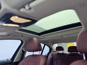 <span class=keywords><strong>BMW</strong></span> Serie 3 Usado, Modelo <span class=keywords><strong>2022</strong></span>, <span class=keywords><strong>325i</strong></span>, Paquete M Sport, 2.0 T, 184 Hp, 36,690 Millas, Volante a la Izquierda - Product Image 4