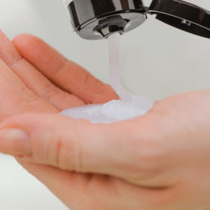 Popular en el mercado de EE. UU. OEM Body Wash Loofah Sponge Essentials Kit Foam Bath & Fizzier Pampering Bath Gift Set para hombres - Product Image 4