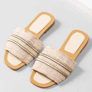 รองเท้าแตะผู้หญิงแบบปักลายแฟชั่น ดีไซน์หรูหรา สวมใส่สบาย เหมาะสำหรับใส่ไปชายหาดและกิจกรรมกลางแจ้ง - Product Image 6